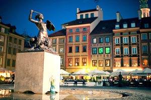 铸就辉煌：美国女足的友谊赛备战与冠军之梦